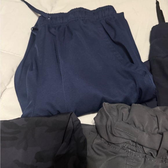 Assorted Scrub Pants Collection - Picture 4 of 7